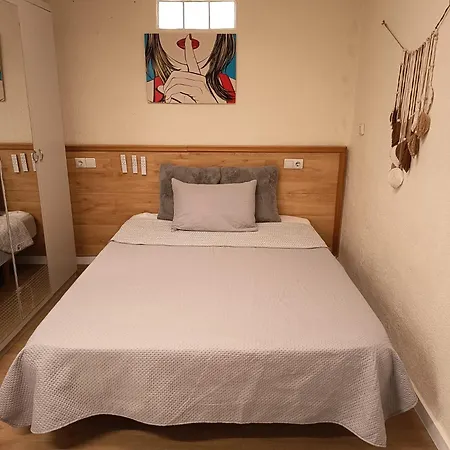 Guest house Romantic Trip Only One Close To Metro Sea 4*