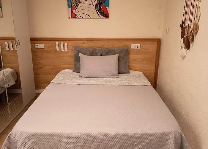 Guest house Romantic Trip Only One Close To Metro Sea 4*